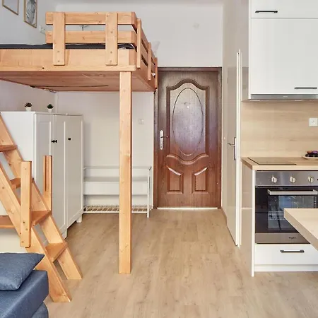Days - Modern W Easy Access *