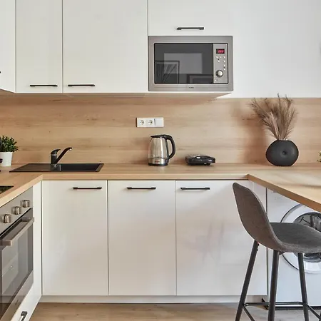 Days - Modern W Easy Access