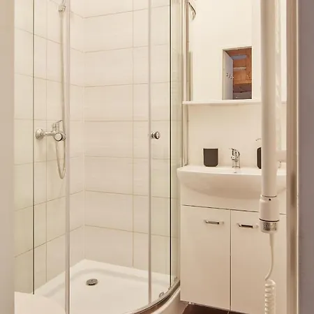 Apartman Days - Modern W Easy Access *